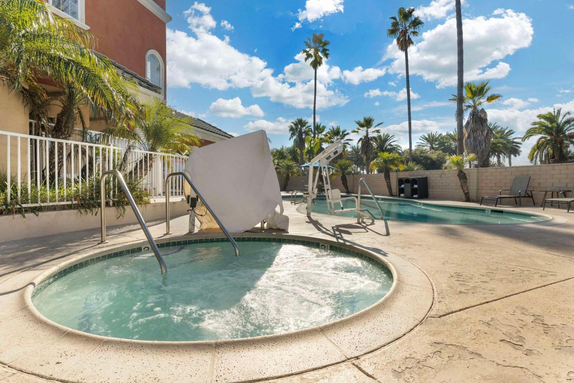 Comfort Suites Oceanside Camp Pendleton Area Exteriér fotografie
